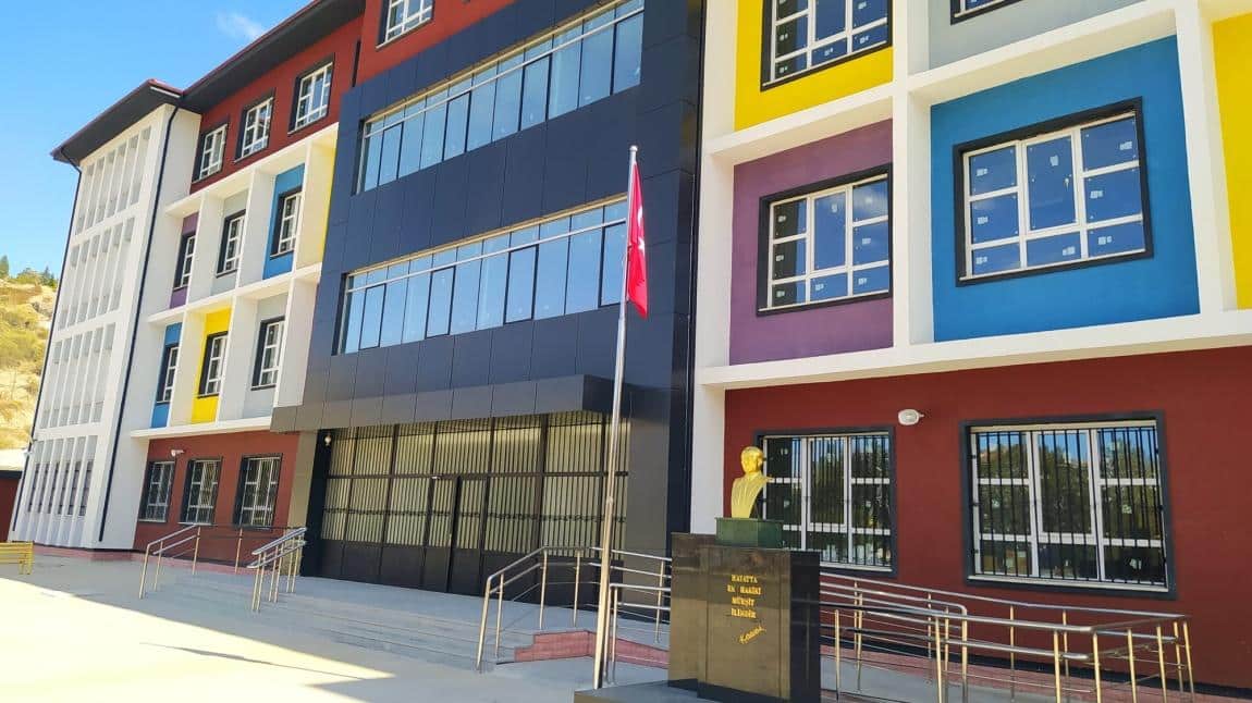 Şehit Teğmen Ertuğrul Pilatin İlkokulu Fotoğrafı